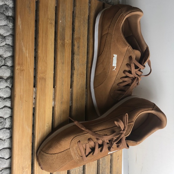 Paper bag brown pumas with mitchell and ness cap - Picture 4 of 4